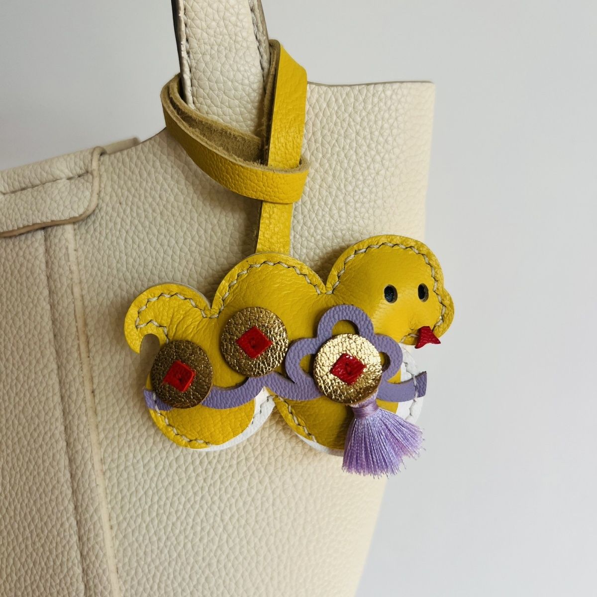 Unique Cute Genuine Leather Ha - огляд і ціна Car Accessories Xmas Gifts